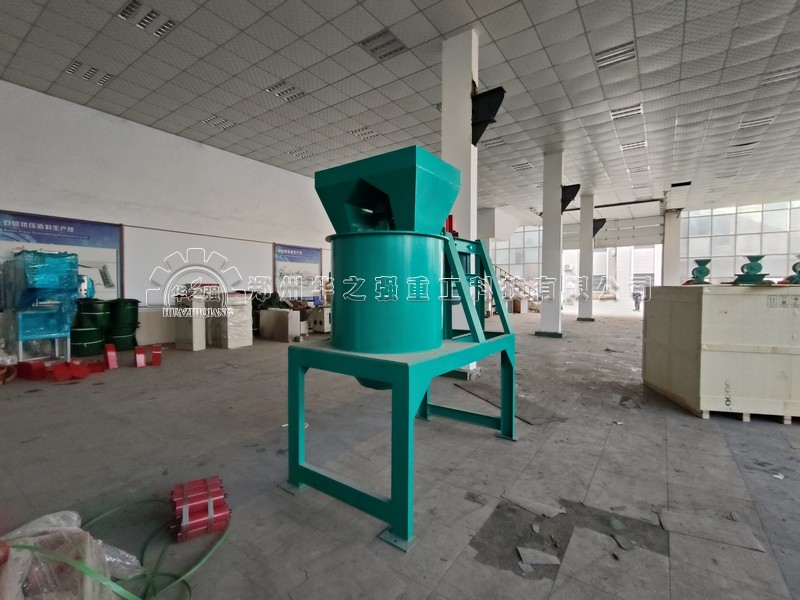 牛羊有機(jī)肥粉碎機(jī)有什么優(yōu)勢？